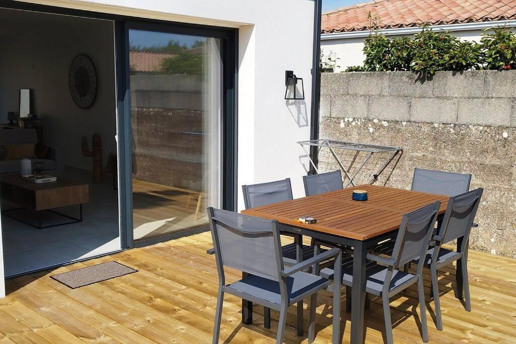 Maison 3 Chbres 3 Etoiles St Gilles X De Vie Сен-Жил-Кроа-дьо-Ви Екстериор снимка